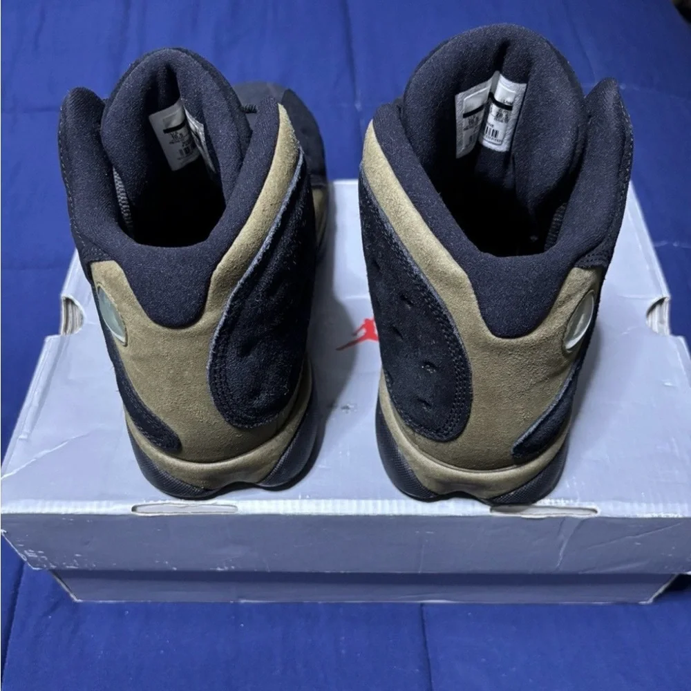 Air Jordan 13 Retro Olive Size 10.5